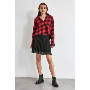 Trendyol Black Pyreper Skirt vyobraziť