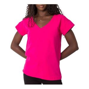 Ružové tričko s výstrihom na chrbte vyobraziť