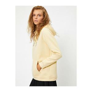 Koton Women's Yellow Long Sleeve Sweatshirt vyobraziť