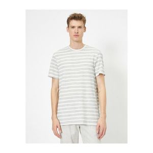 Koton Men's Grey Striped T-SHIRT vyobraziť