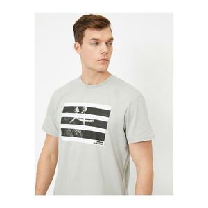 Koton Men's Gray Letter Printed T-shirt vyobraziť