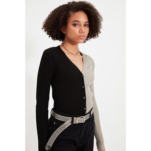 Trendyol Black Buttoned Knitwear Cardigan vyobraziť