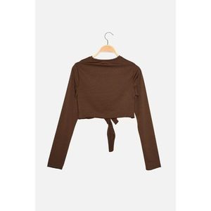Trendyol Brown Super Crop Tie Detailed Knitted Blouse vyobraziť