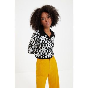 Trendyol Black Jacquard Polo Collar Crop Knitwear Sweater vyobraziť