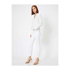 Koton Women's White Pocket Detailed Trousers vyobraziť
