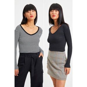 Trendyol Anthracite-Multicolor Striped 2-Pack Knitted Blouse vyobraziť