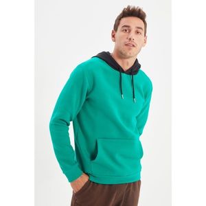 Trendyol Green Men's Regular Fit Sweatshirt vyobraziť