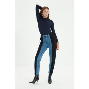 Trendyol Blue Black Color Block High Waist Mom Jeans vyobraziť