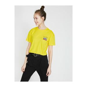Koton Women's Yellow Crew Neck Short Sleeve Printed T-Shirt vyobraziť