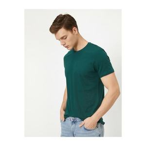 Koton Men's Green Crew Neck Slim Fit Basic T-Shirt vyobraziť