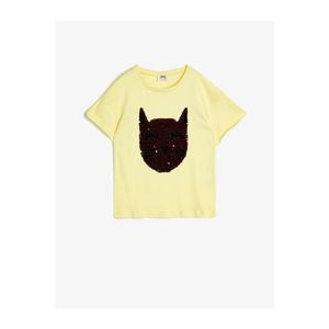 Koton Girls' Yellow Cotton Soft Double-sided Sequin Motif Short Sleeve T-shirt vyobraziť