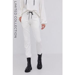 Nohavice Answear Lab ECO dámske, krémová farba, rovné, stredne vysoký pás vyobraziť