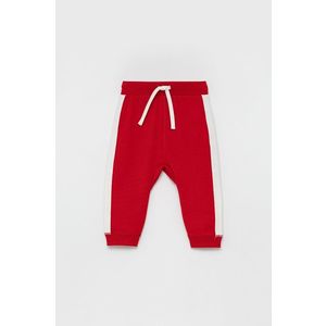 Detské nohavice United Colors of Benetton červená farba, jednofarebné vyobraziť