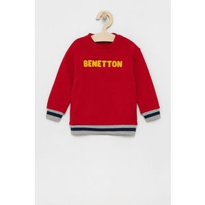 Detská bavlnená mikina United Colors of Benetton červená farba, s nášivkou vyobraziť