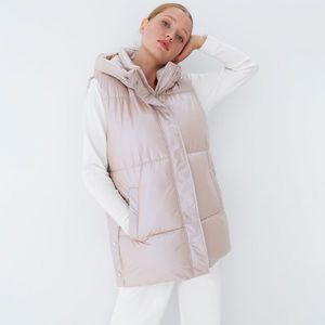 Mohito - Teplá vesta s kapucňou Eco Aware - Ružová vyobraziť