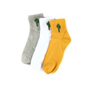 Trendyol Multi-Coloured Men's 3-Pack Cactus Printed Booty Socks vyobraziť