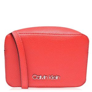 Calvin Klein Must Camera Bag vyobraziť