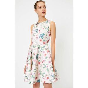 Koton Floral Dress Evening Dress Mini Crew Neck vyobraziť