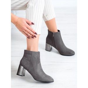 GOODIN ANKLE BOOTS WITH A DIFFERENT HEEL vyobraziť