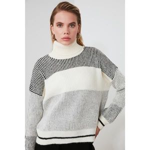 Trendyol Black Block Knit Sweater vyobraziť