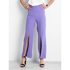 Pants with purple slits vyobraziť