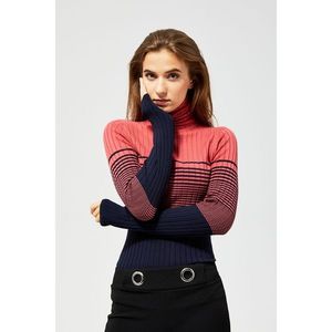 Turtleneck sweater vyobraziť