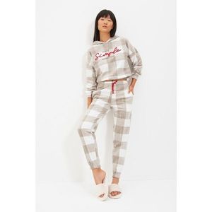 Trendyol Beige Checkered Knitted Pajamas Set vyobraziť