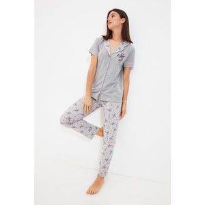 Trendyol Gray Floral Pattern Knitted Pajamas Set vyobraziť