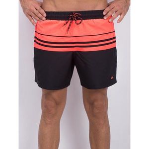 Men´s sports shorts in black and coral vyobraziť