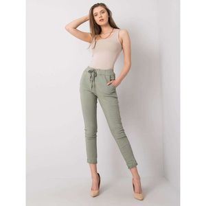 Green fabric pants for women vyobraziť