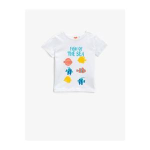 Koton Baby Boy White Printed Short Sleeve Crew Neck Cotton T-shirt vyobraziť