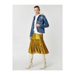 Koton Women's Yellow Tulle Detailed Patterned Velvet Skirt vyobraziť