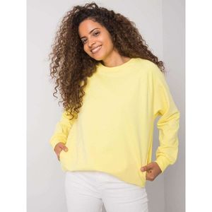 Yellow sweatshirt with pockets vyobraziť