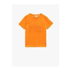 Koton Boy's Orange Embossed Text T-Shirt vyobraziť
