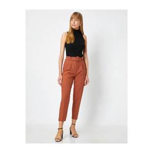 Koton Belt Crop Trousers vyobraziť