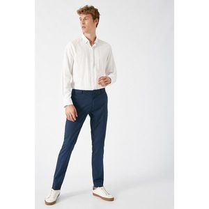 Koton Men's Navy Blue Patterned Jeans vyobraziť