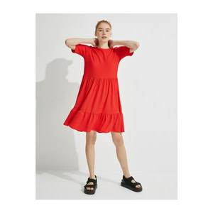 Koton Women's Red Short Sleeve Dress Crew Neck vyobraziť
