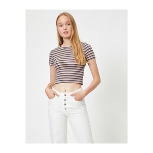 Koton Round Neck Striped Short Sleeve T-Shirt vyobraziť