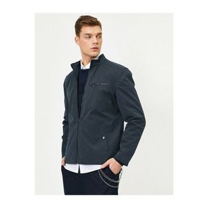 Koton Pocket Detailed Zippered Shoulder Stitched Coat vyobraziť