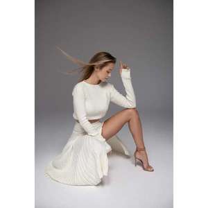 Aniklova Woman's Sweater Bianca vyobraziť