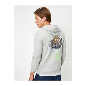 Koton Male Grey Rick And Morty Printed Sweatshirt vyobraziť