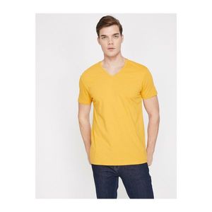 Koton Men's Yellow Short Sleeve V-Neck T-Shirt vyobraziť