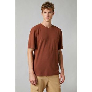 Koton Men's TILE Pocket Basic Tshirt vyobraziť