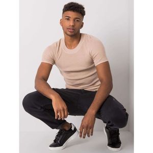 Men's beige knitted t-shirt vyobraziť