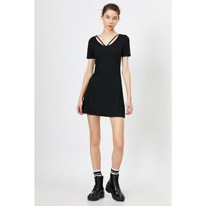 Koton Women's Black Hollow Collar Dress vyobraziť