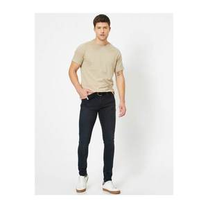 Koton Men's Black Super Skinny Fit Stretchy Fabric Jean Trousers vyobraziť