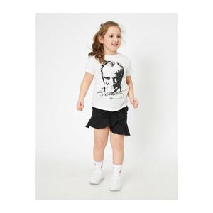 Koton White Girl T-Shirt vyobraziť
