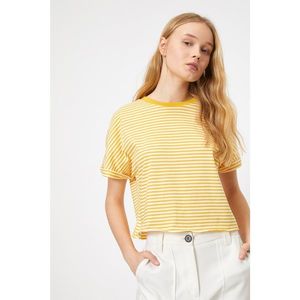 Koton Women's Yellow Striped T-Shirt vyobraziť