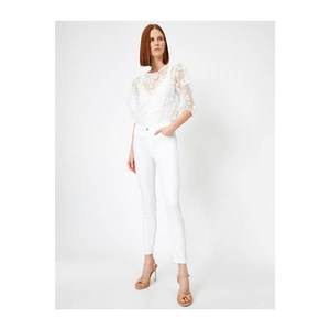 Koton Women's White Slim Fit Trousers vyobraziť