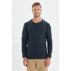 Trendyol Navy Blue Men's Slim Fit Crew Neck Collared Sweater vyobraziť